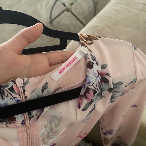 BEAUTIFUL Pink Floral Midi Dress - Picture 8 of 9